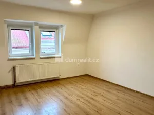 Pronájem bytu 1+1, Děčín - Děčín II-Nové Město, Lipová, 36 m2