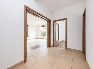 Pronájem rodinného domu, Horoměřice, Rabochova, 250 m2