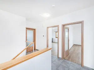 Pronájem rodinného domu, Horoměřice, Rabochova, 250 m2
