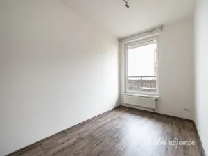 Pronájem bytu 3+kk, Praha - Vysočany, Pod Harfou, 71 m2