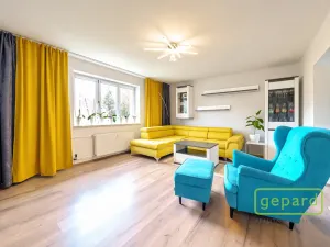 Prodej bytu 3+1, Karlovy Vary, Šumavská, 99 m2