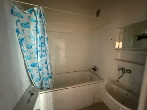 Prodej bytu 2+1, Nová Role, Tovární, 60 m2