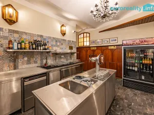 Pronájem restaurace, Mariánské Lázně, Hlavní třída, 120 m2