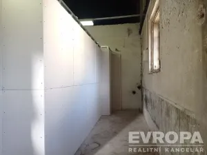 Pronájem skladu, Liberec, Hanychovská, 20 m2