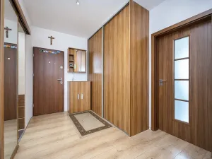 Prodej bytu 4+1, Jirkov, SNP, 76 m2