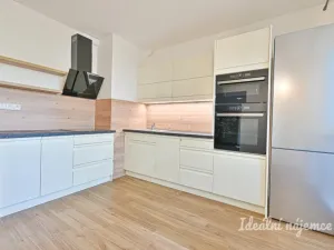 Pronájem bytu 1+1, Brno - Řečkovice, Horácké náměstí, 44 m2