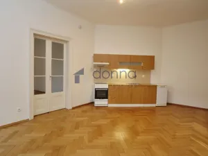 Pronájem bytu 3+kk, Praha, Rumunská, 68 m2