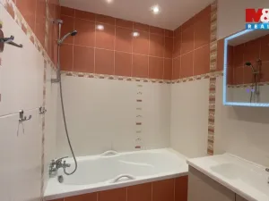 Pronájem bytu 4+1, Petrovice, 88 m2