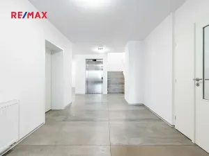 Prodej bytu 3+kk, Horoměřice, Karla IV., 80 m2