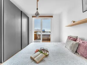 Prodej bytu 2+kk, Praha - Uhříněves, Oty Bubeníčka, 45 m2