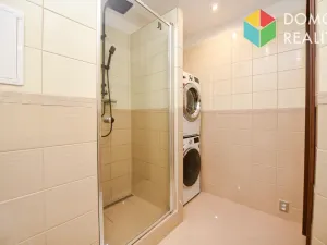 Prodej bytu 4+kk, Jince, Zborovská, 85 m2