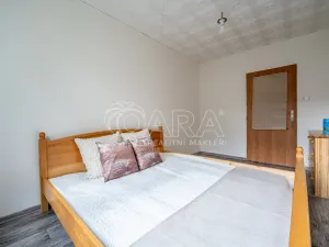 Pronájem bytu 2+kk, Praha - Libuš, K lukám, 43 m2