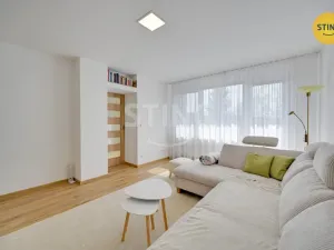 Pronájem bytu 2+1, Topolná, 71 m2