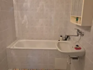 Prodej bytu 3+1, Praha - Bohnice, Dolákova, 70 m2