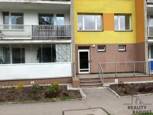 Prodej bytu 1+kk, Praha, Veltruská, 27 m2