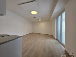 Pronájem bytu 1+kk, Brno, Kytnerova, 34 m2