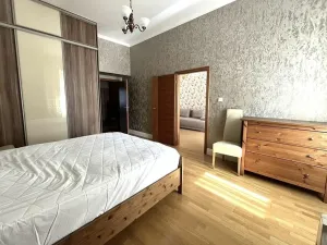 Pronájem bytu 3+kk, Praha - Bubeneč, Puškinovo náměstí, 98 m2