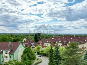 Prodej pozemku pro bydlení, Praha - Kolovraty, Nad dvorem, 1132 m2