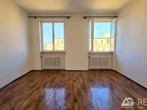 Prodej bytu 3+1, Praha - Vinohrady, náměstí Míru, 62 m2