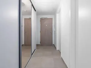 Pronájem bytu 1+kk, Praha - Vysočany, Kabešova, 35 m2