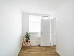 Pronájem bytu 2+kk, Praha - Krč, Hurbanova, 40 m2