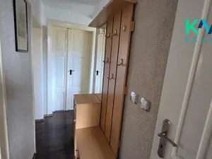 Pronájem bytu 3+1, Karlovy Vary, Na Vyhlídce, 68 m2