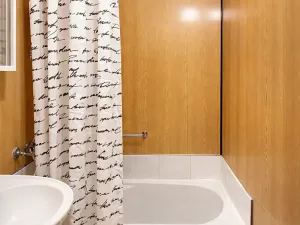 Pronájem bytu 2+kk, České Budějovice, K. Štěcha, 47 m2