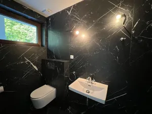 Prodej rodinného domu, Tři Dvory, 235 m2