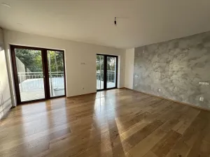 Prodej rodinného domu, Tři Dvory, 235 m2