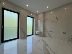 Prodej rodinného domu, Tři Dvory, 235 m2