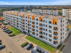 Prodej bytu 2+kk, Praha - Uhříněves, Oty Bubeníčka, 45 m2