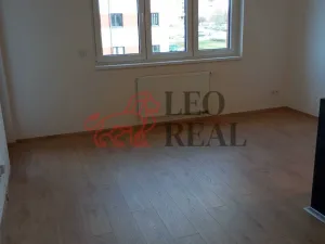 Pronájem bytu 2+kk, Praha - Hlubočepy, Fabiánové, 44 m2