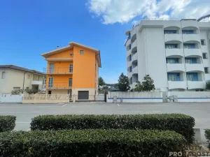 Prodej bytu 3+kk, Villa Rosa,Itálie, 70 m2