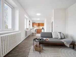 Prodej bytu 2+kk, Pohořelice, Znojemská, 45 m2