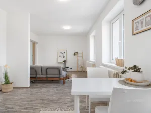 Prodej bytu 2+kk, Pohořelice, Znojemská, 45 m2