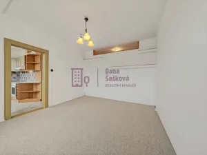 Pronájem bytu 2+1, Jindřichův Hradec - Otín, 59 m2