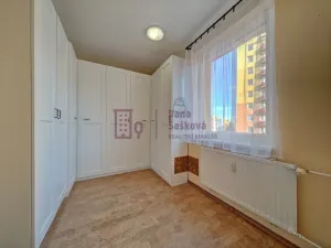 Pronájem bytu 4+1, Jindřichův Hradec - Jindřichův Hradec V, Kosmonautů, 87 m2