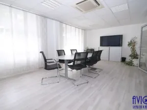 Pronájem kanceláře, Praha - Smíchov, Bozděchova, 106 m2