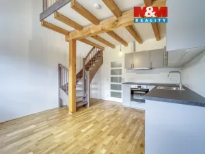 Pronájem bytu 2+kk, Plzeň, Antonína Uxy, 54 m2