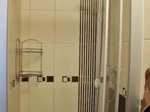 Pronájem bytu 2+kk, Karlovy Vary, Sokolovská, 44 m2