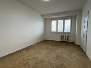 Pronájem bytu 2+1, Ostrava - Poruba, Francouzská, 55 m2