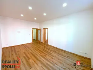 Pronájem bytu 2+1, Opava - Město, Kolářská, 63 m2