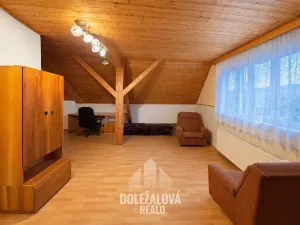 Pronájem bytu 2+1, Číhalín, 70 m2