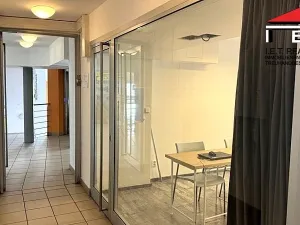 Pronájem obchodního prostoru, Brno, Masarykova, 30 m2