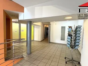 Pronájem obchodního prostoru, Brno, Masarykova, 30 m2