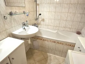 Pronájem bytu 3+kk, Praha, Machkova, 65 m2