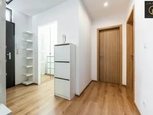 Pronájem bytu 3+kk, Praha - Malešice, Nad úžlabinou, 130 m2