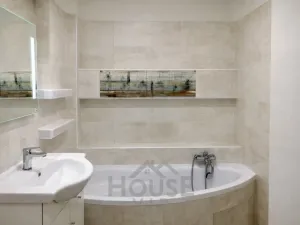 Prodej bytu 2+kk, Praha - Nusle, Na Jezerce, 50 m2