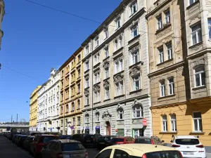 Pronájem bytu 1+kk, Praha - Holešovice, Janovského, 50 m2