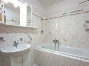 Pronájem bytu 3+kk, Benešov, Dukelská, 74 m2